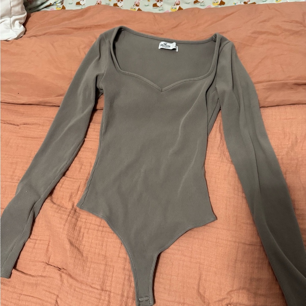 Hollister Taupe Long Sleeve Bodysuit
